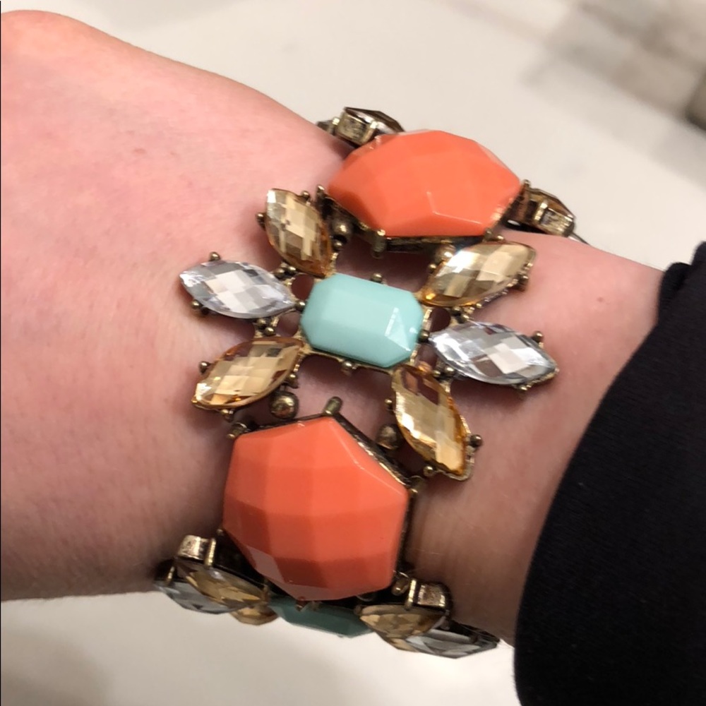 Jeweled bracelet